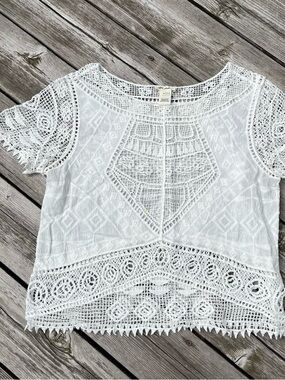 Ultra Pink white crochet semi-sheer blouse